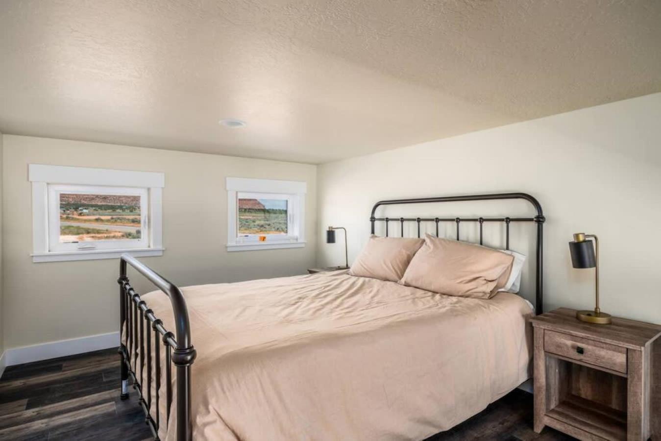 Wilderness Oasis Getaway L Clover By