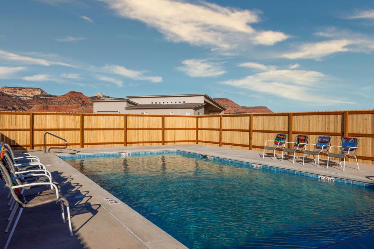 Wilderness Oasis Getaway L Clover By Holiday home