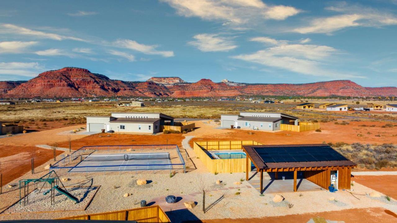 Wilderness Oasis Getaway L Clover By Holiday home Kanab